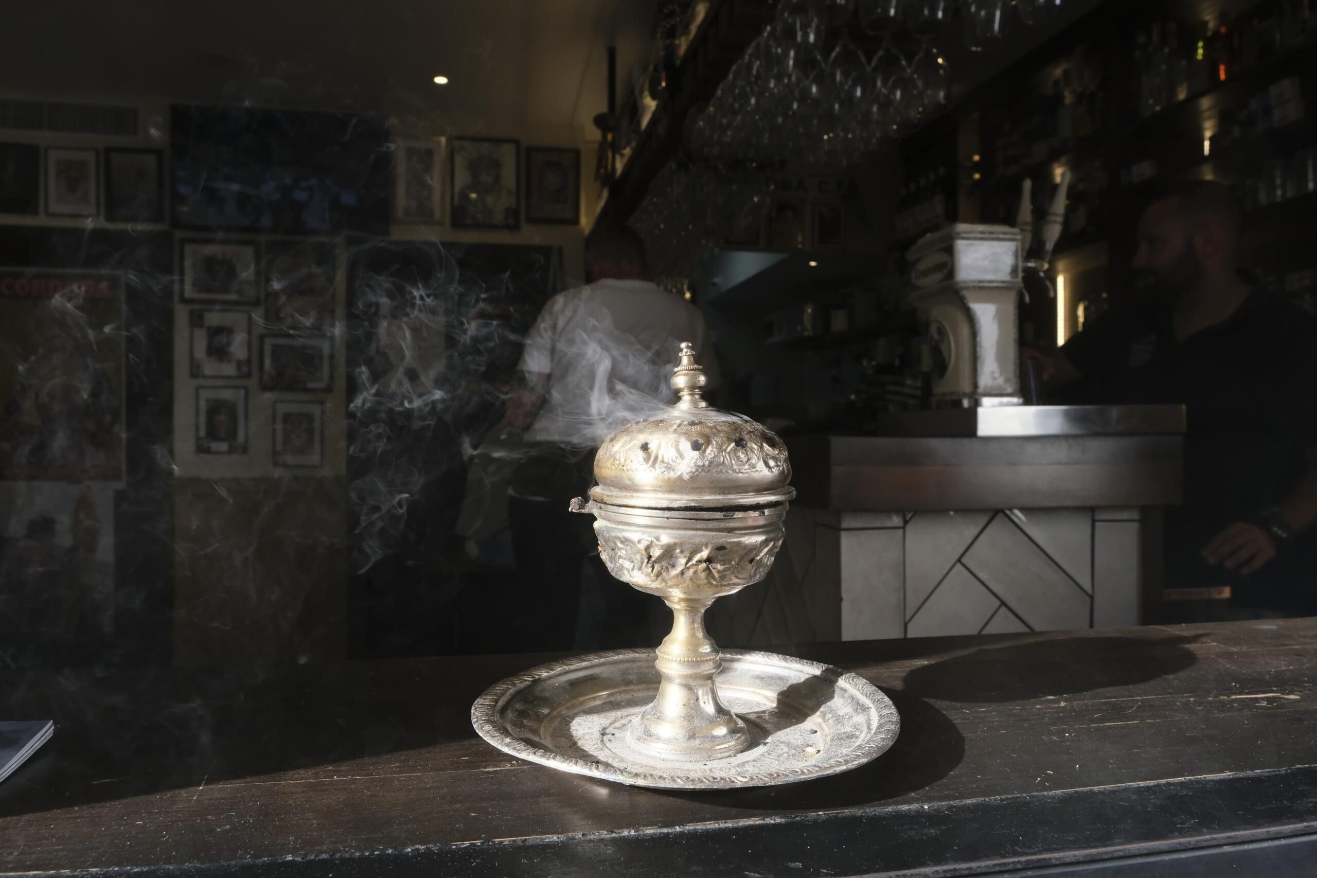 La Bendita Locura / Juan Ayala