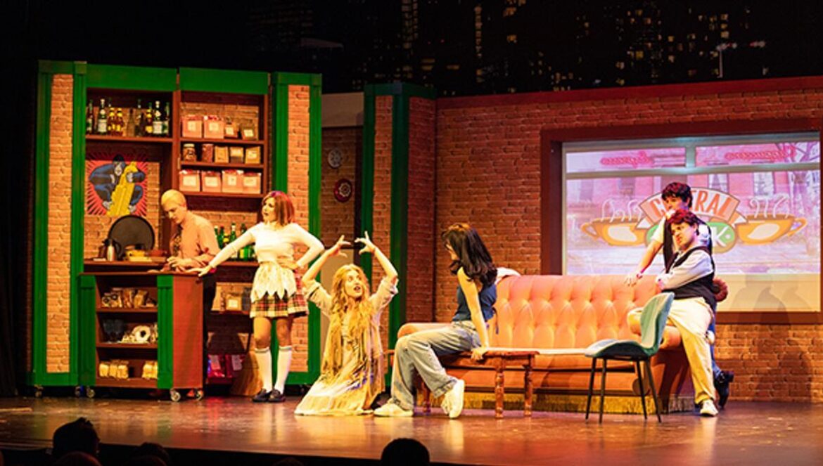 Una imagen de 'Friends, the musical parody'.