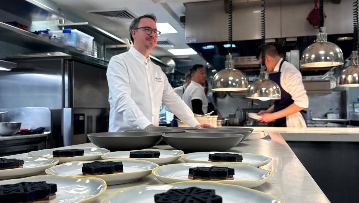 Paco Morales en Manresa Restaurant / Noor Restaurant