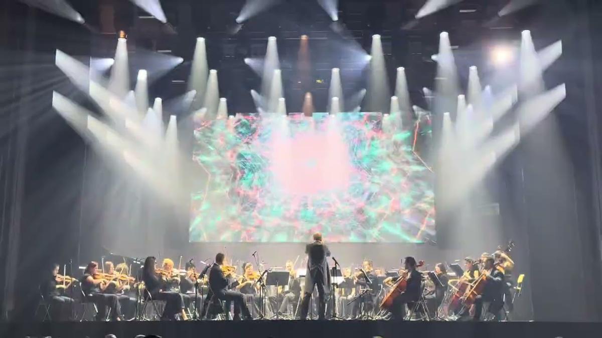 Una imagen del espectáculo que mezcla electrónica y clásica.
