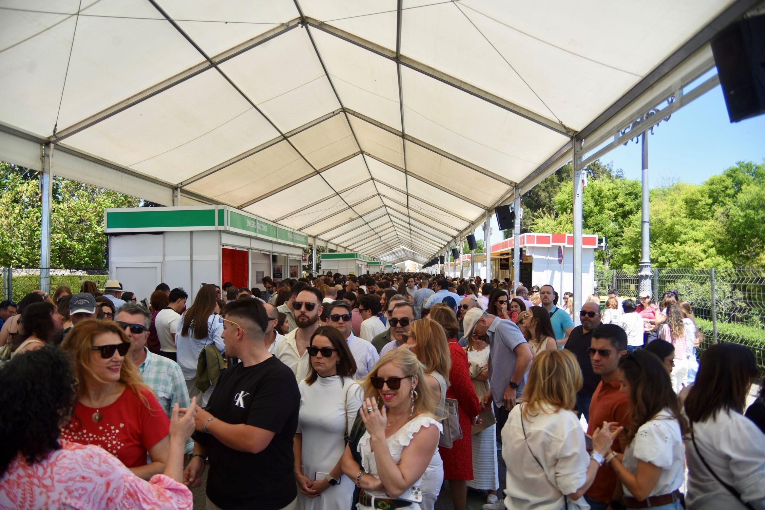 La Cata, llena en la jornada del sábado. / Luis Navarro