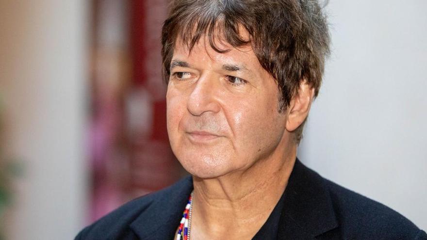 Clem Burke.