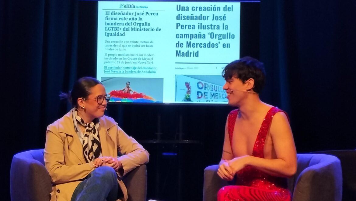 José Perea y Marina Márquez en el escenario del Teatro Cómico de Córdoba / R.G.