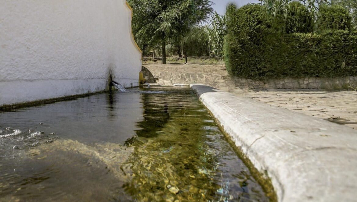 Fuente del Borbollón / Turismo de Espejo