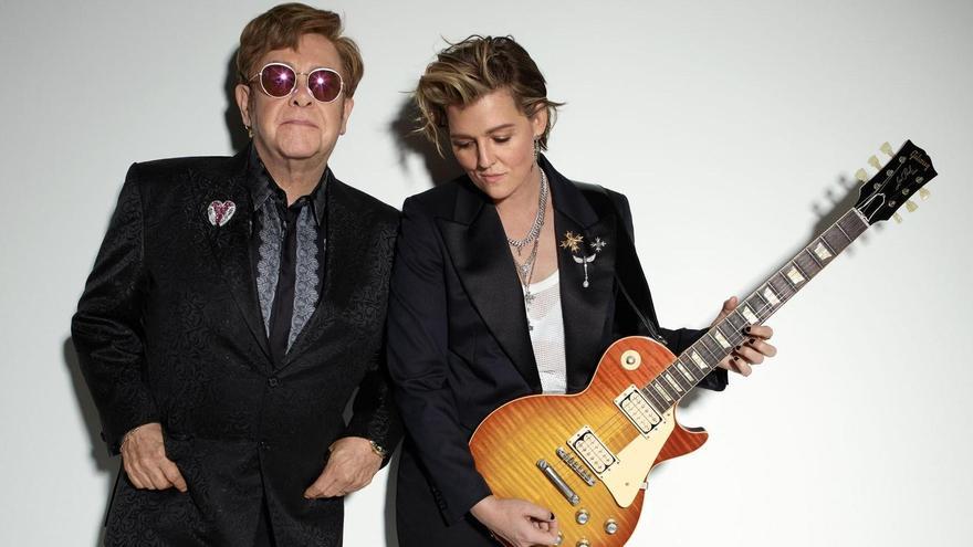 Elton John y Brandi Carlile, en una imagen promocional / Peggy Sirota