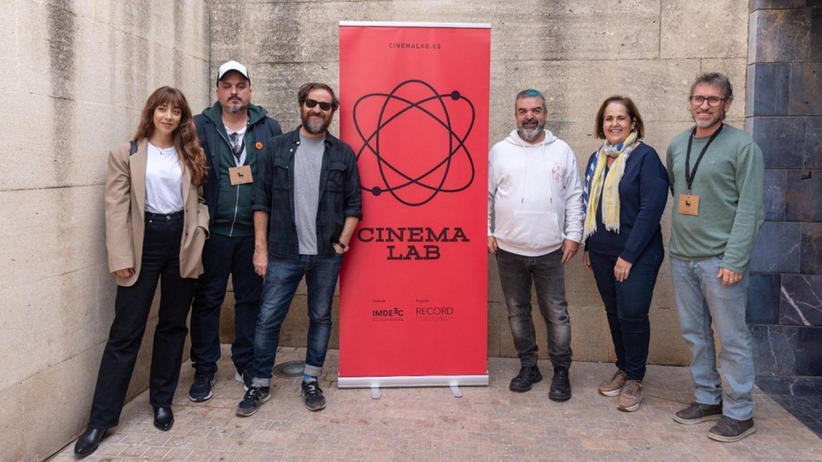 Representantes del Imdeec y Record con la presentación de la 3ª edición de Cinema Lab, el laboratorio de proyectos de largometrajes