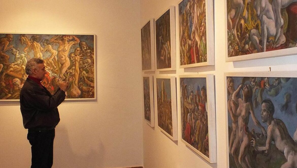 Una exposición de la Fundación Botí, en una imagen de archivo. El presidente de la Fundación Botí, Gabriel Duque, y la gerente, Pilar Gracia, presentan 'Botí Itinerante'.