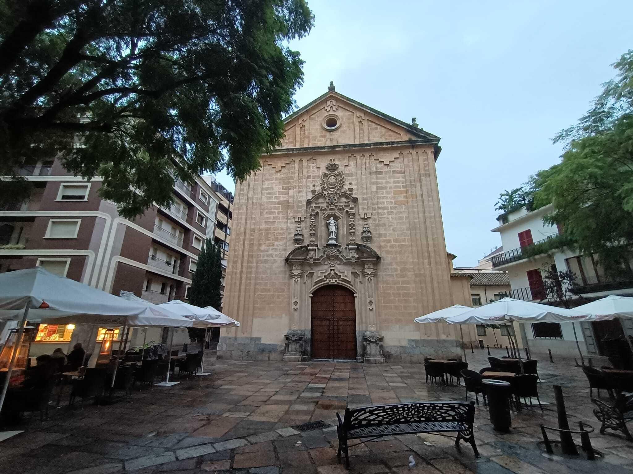 La Real Colegiata de San Hipólito de Córdoba acabó de construirse en el siglo XVIII / El Día