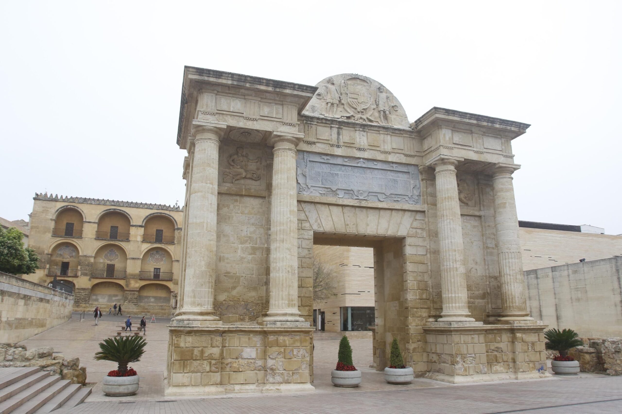 Puerta del Puente de Córdoba / El Día
