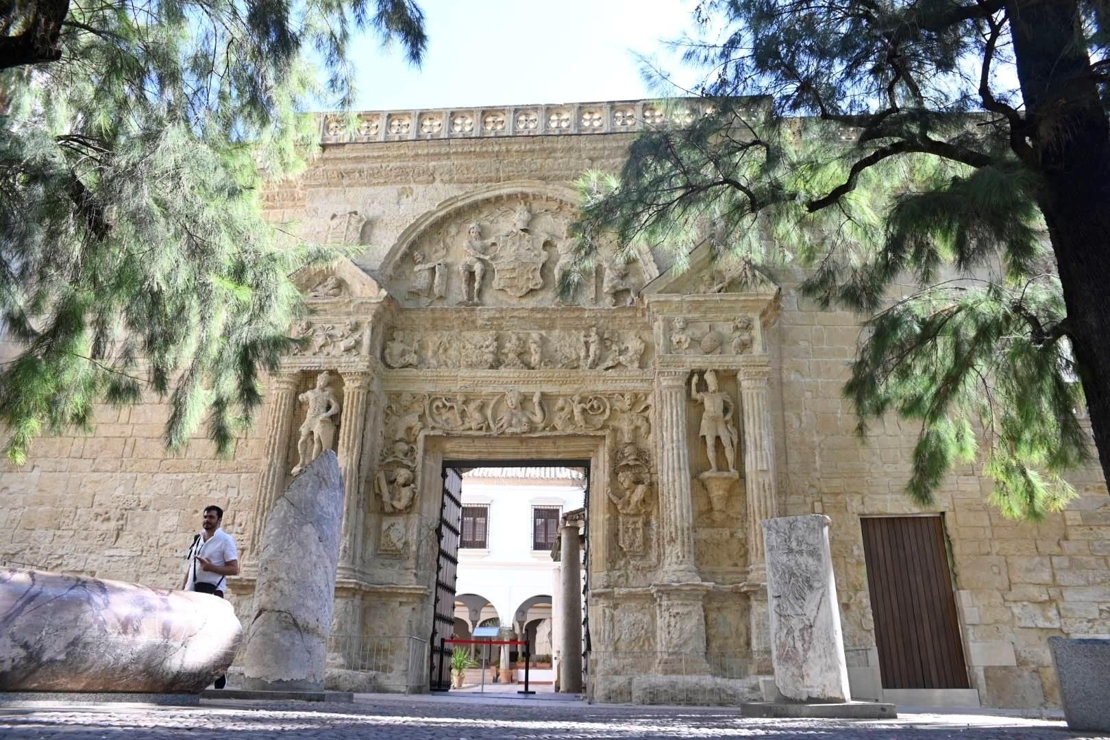 Portada del Museo Arqueológico de Córdoba / Juan Ayala