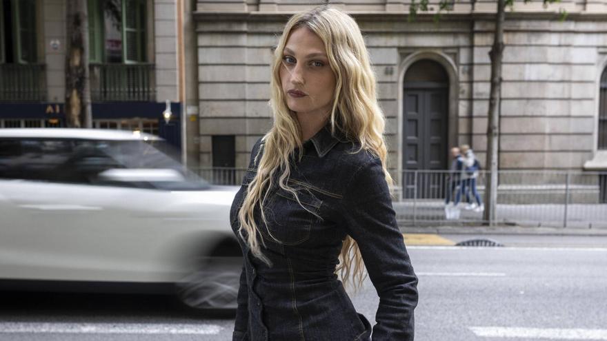La artista barcelonesa Julieta, que publica '23', su primer trabajo con Sony, en Barcelona el pasado 6 de mayo. / Macarena Pérez