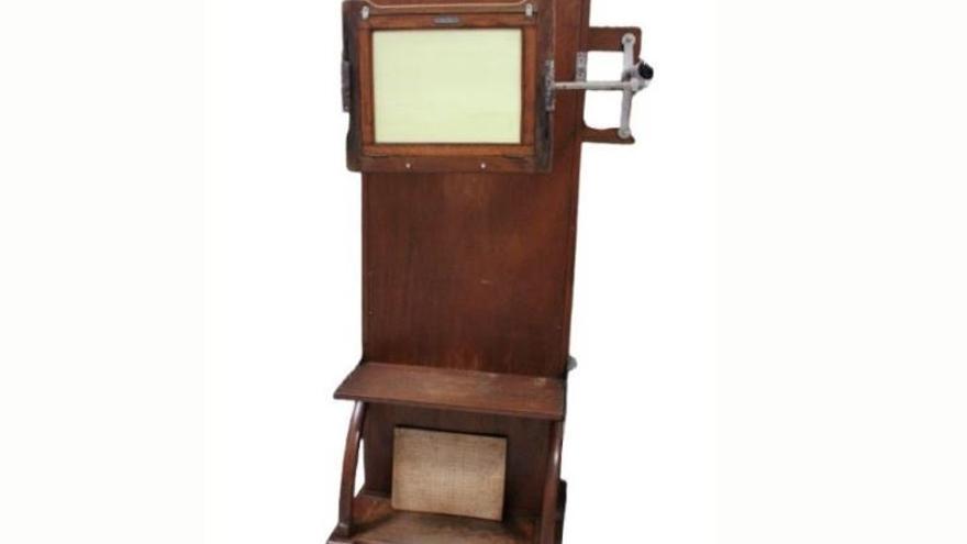 Máquina de Rayos X / MUSEO ETNOGRÁFICO