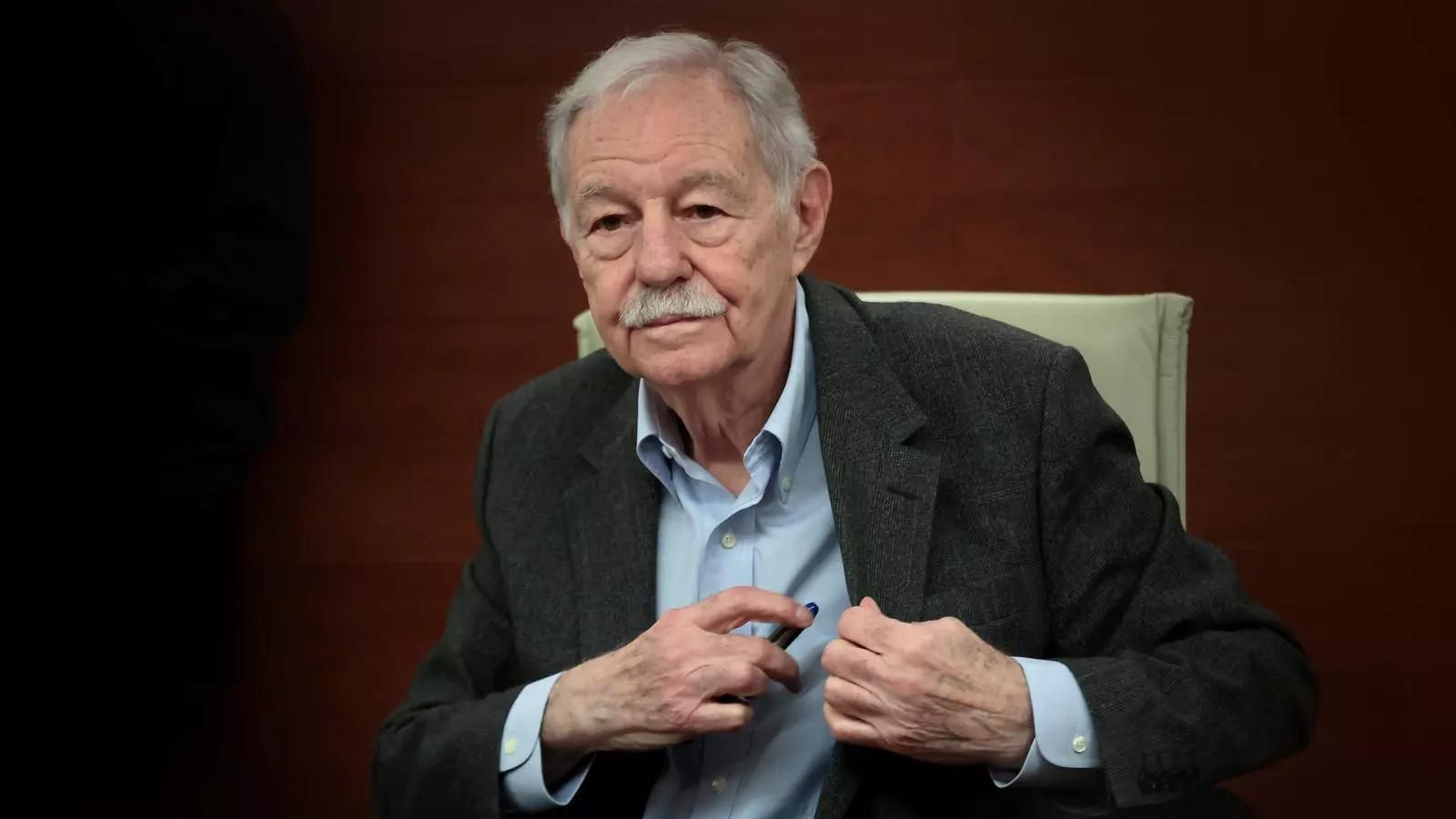 Eduardo Mendoza / Juan Carlos Muñoz