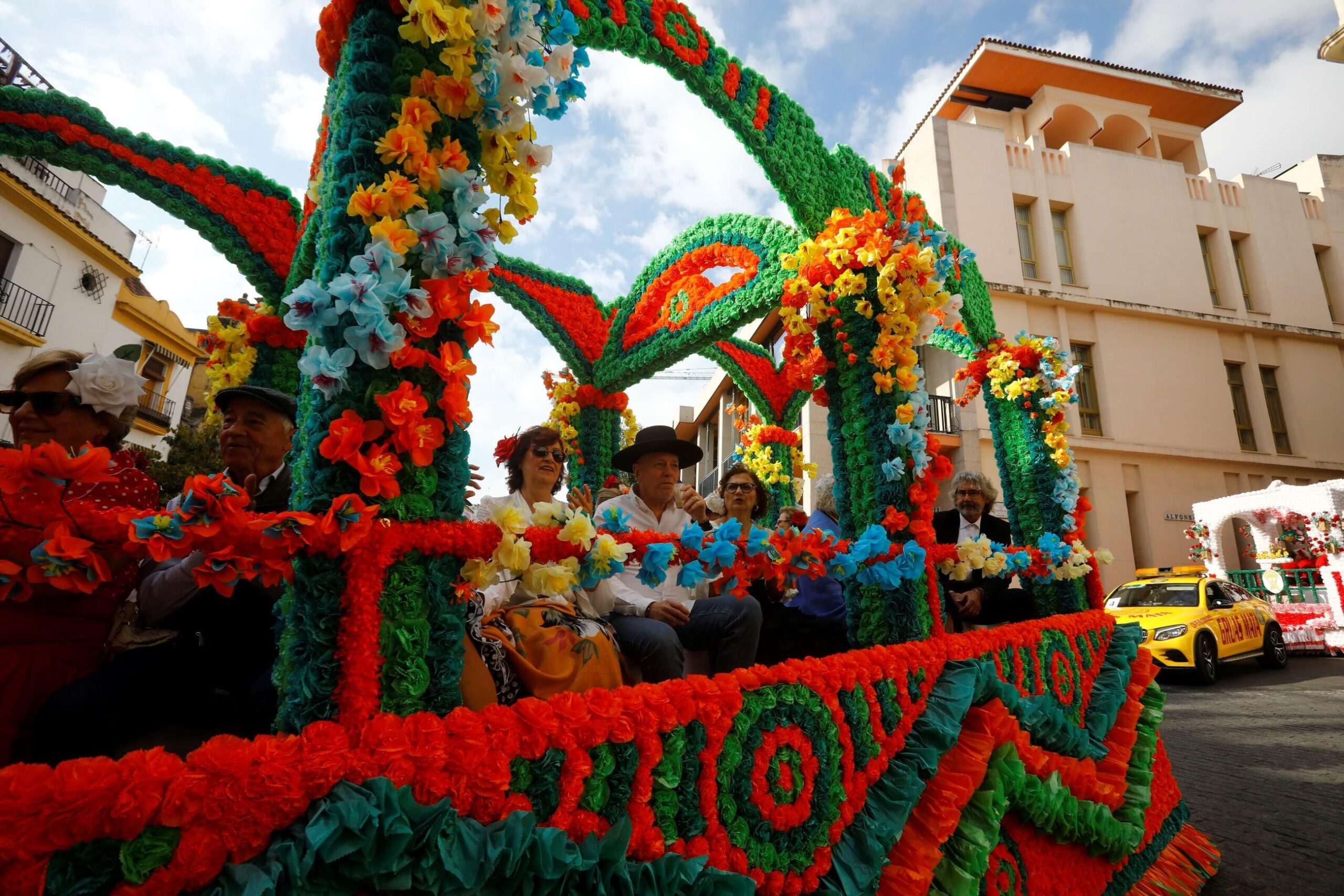 Una de las carrozas de la romería / Miguel Ángel Salas