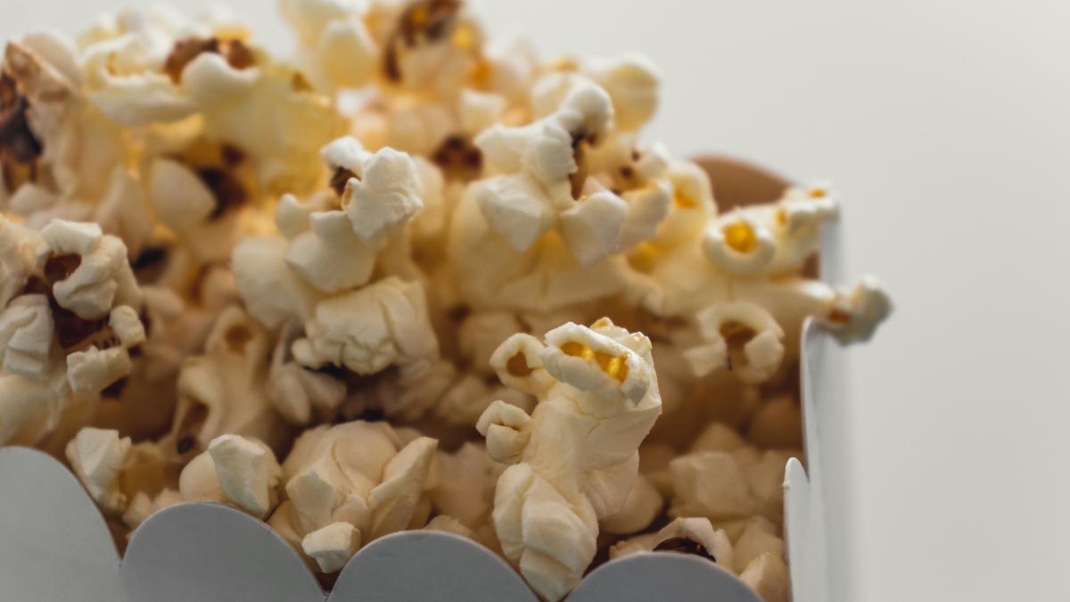 selective focus photography of popcorn