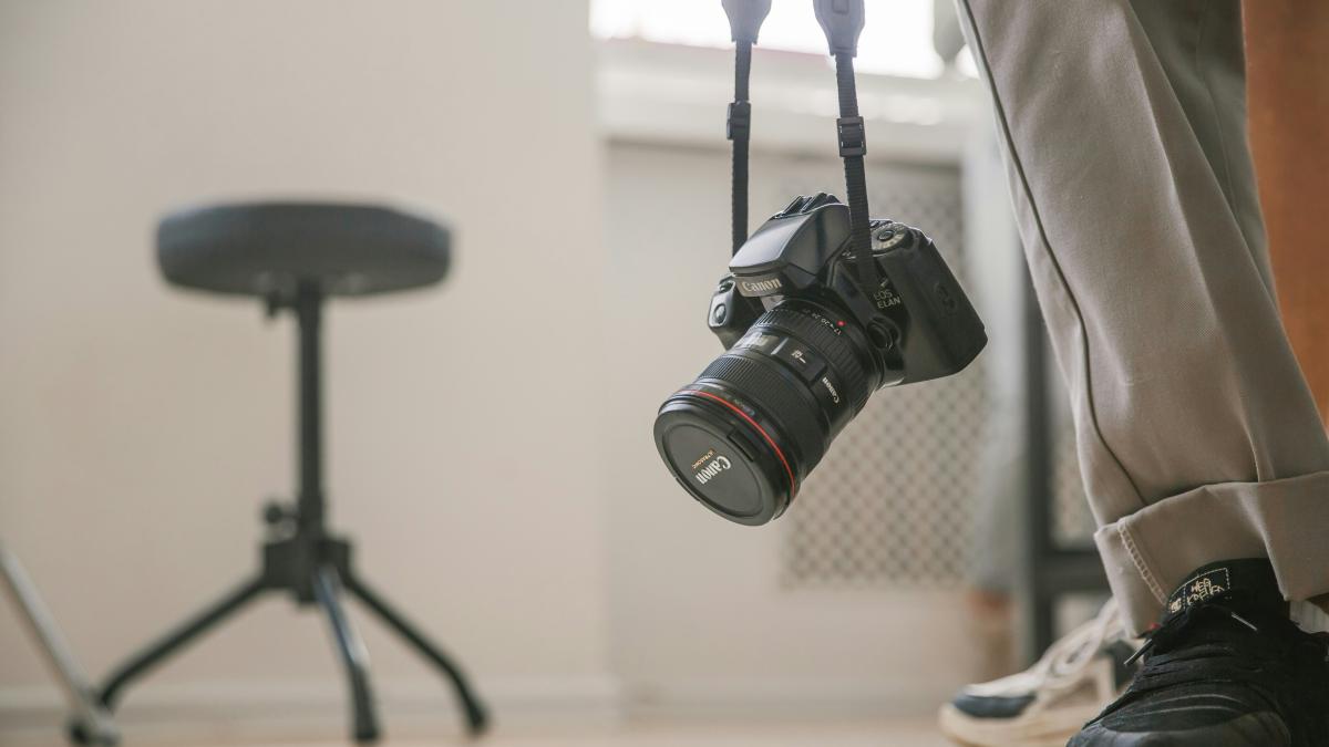 a pair of legs with a pair of headphones on