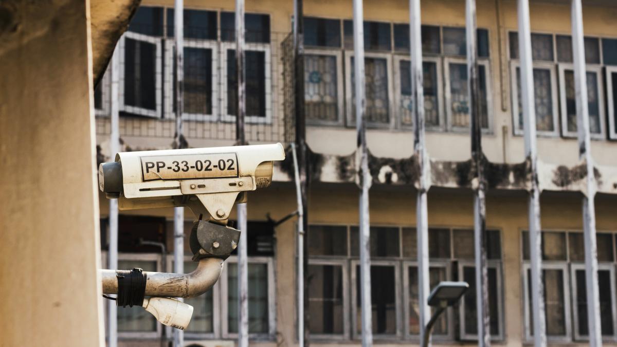 white and black metal pipe