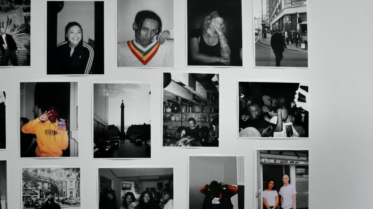 man in black shirt and black pants photo