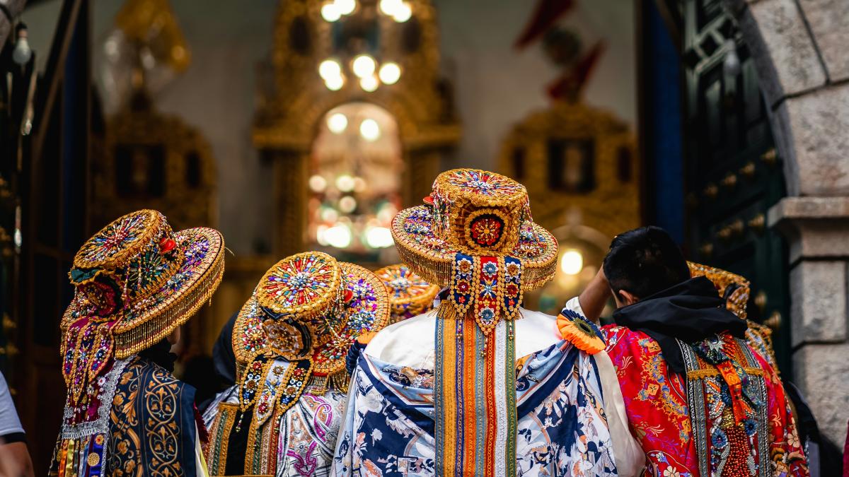 a group of people wearing traditional clothing