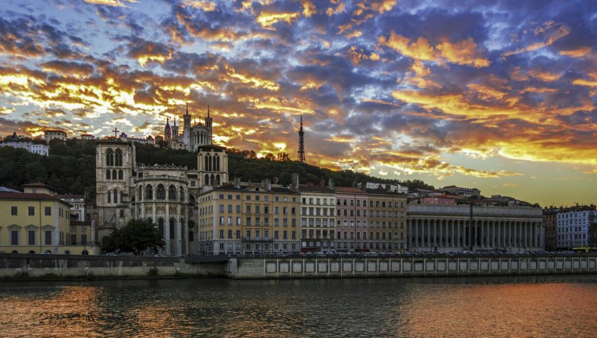 a body of water with buildings along it