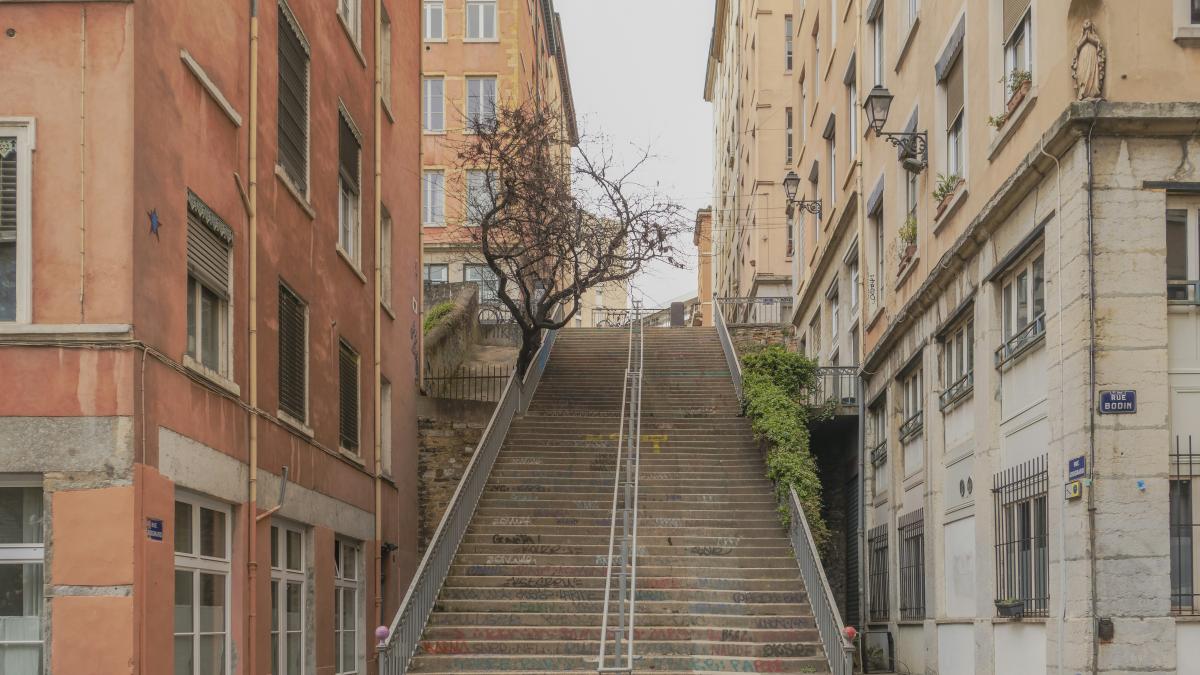 a set of stairs leading up to a building