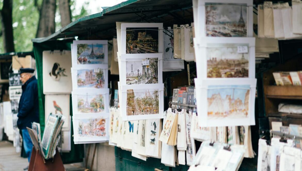 white photo frames