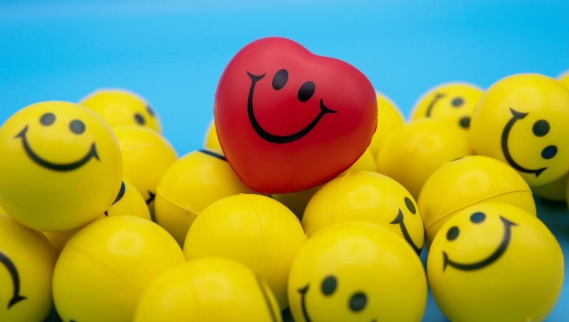 red and yellow smiley balloon