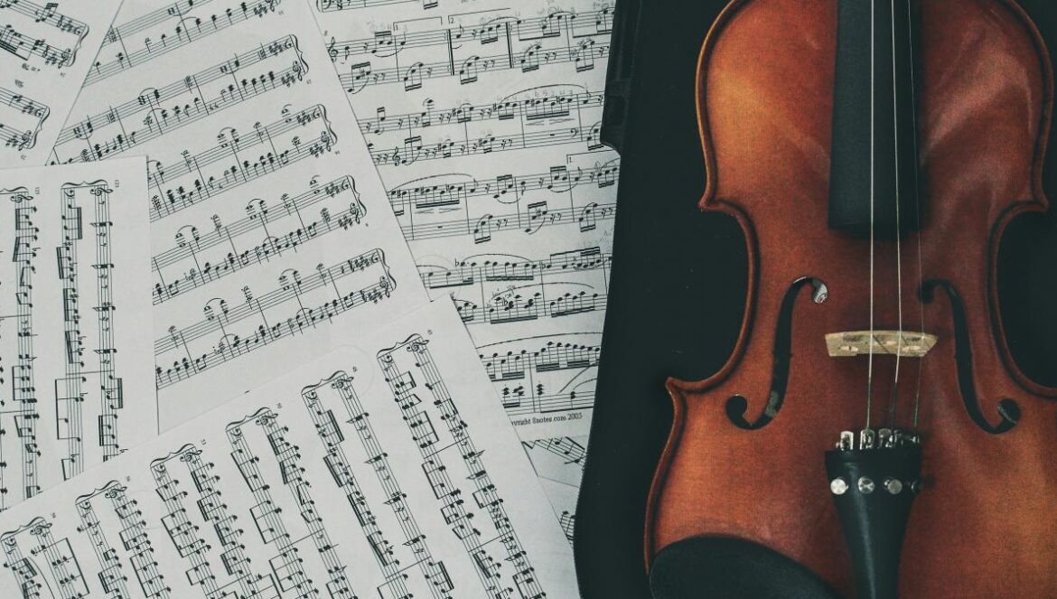 brown violin with case