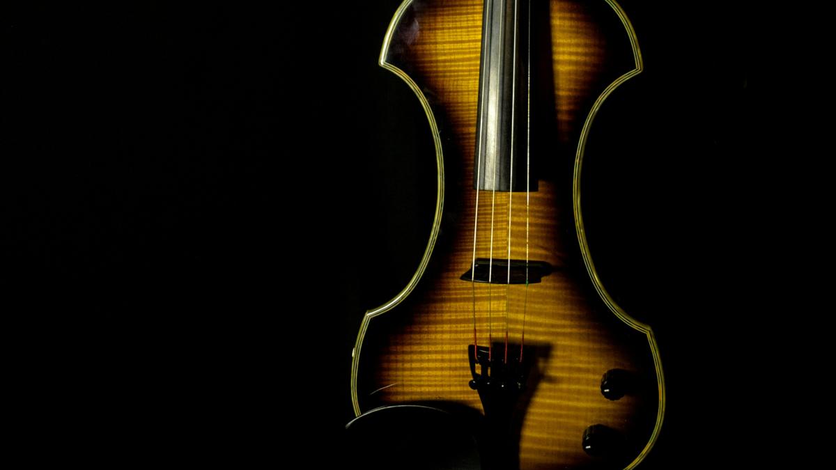brown violin